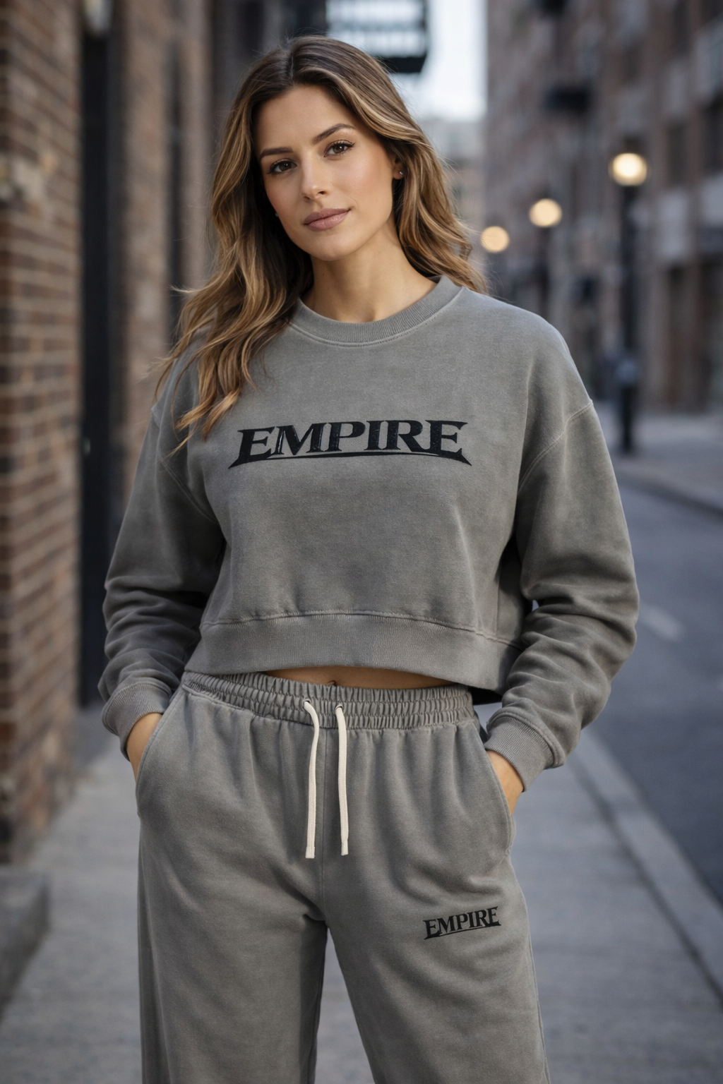 Vintage Washed Cropped Sweatshirt